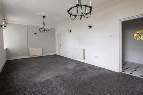 2 bedroom flat for sale, Arncliffe Rise, Oldham OL4