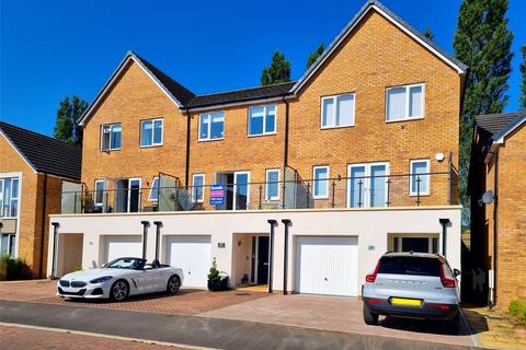 4 bedroom terraced house for sale, Skylark Street, Cofton Hackett, Birmingham, B45