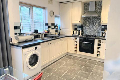 63 Ashill Road, Rednal, Birmingham, B45 9RB