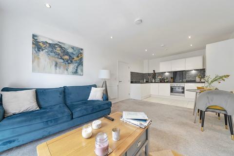 1 bedroom apartment for sale, Apple Yard, London SE20