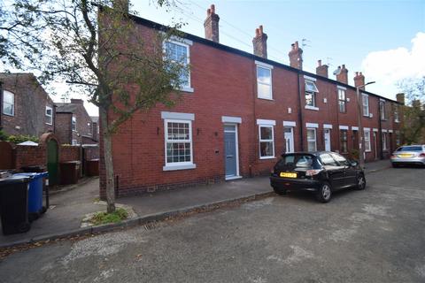 2 bedroom end of terrace house to rent, Ernest Street, Cheadle, SK8 1PN