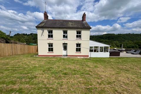 4 bedroom property with land for sale, Ciliau Aeron, Near Aberaeron, SA48