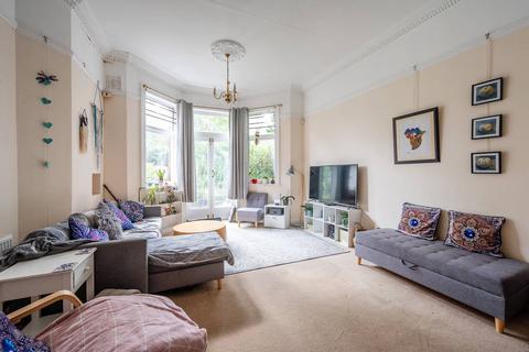 2 bedroom flat to rent, Rusholme Road, Putney, London, SW15