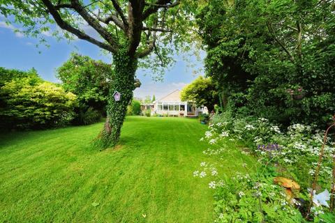 3 bedroom bungalow for sale, Cottons Lane, Ashton-Under-Hill, Worcestershire, WR11