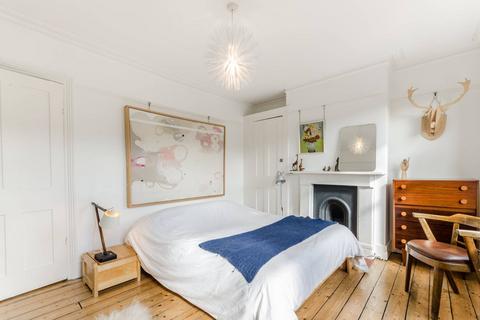 71 Clacton Road, London, E17 8AP