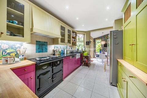 4 bedroom terraced house for sale, Leaside Avenue, Muswell Hill