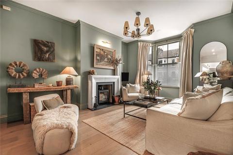 58 Honley Road, London, SE6 2JB