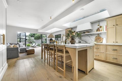 58 Honley Road, London, SE6 2JB