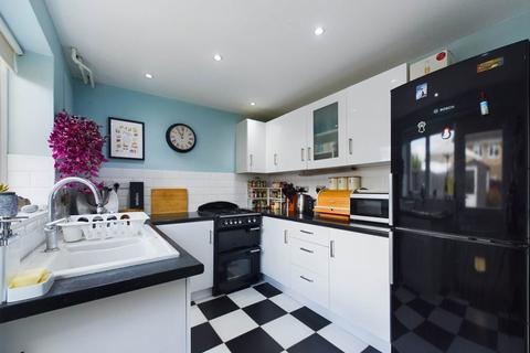 7 Ditchingham Close, Aylesbury, HP19 7SA