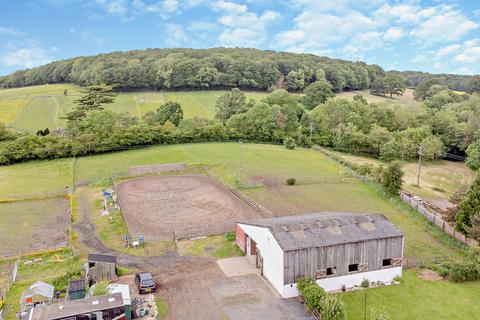 4 bedroom equestrian property for sale, Malvern Road, Malvern WR13