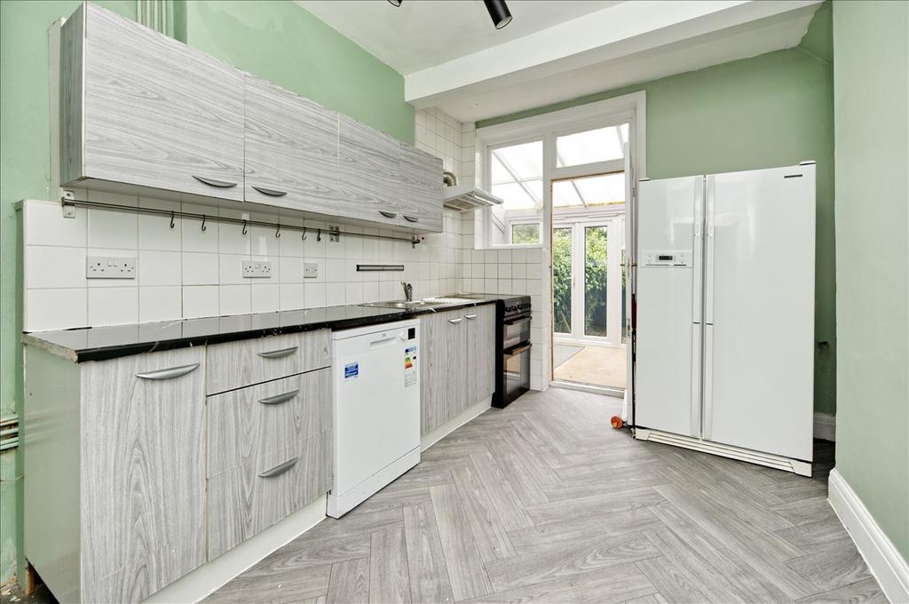 Golders Green NW11 3 bed semidetached house for sale £850,000