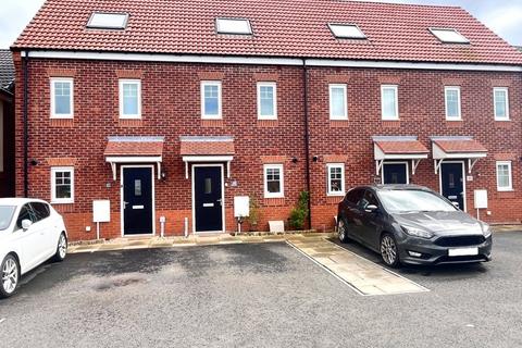 3 bedroom terraced house for sale, Holland Drive, Shrewsbury, Shropshire, SY2