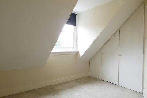 2 bedroom apartment to rent, Quadrant Road, Thornton Heath, Surrey, CR7
