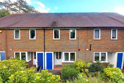 2 bedroom terraced house for sale, Winchester