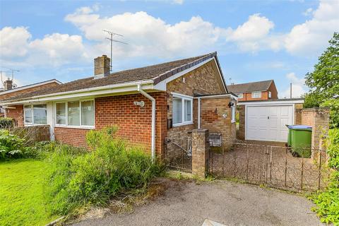 2 bedroom semi-detached bungalow for sale, Amberley Close, Horsham, West Sussex