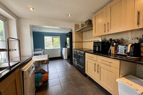 3 bedroom terraced house for sale, Victoria Road, Polegate, East Sussex, BN26