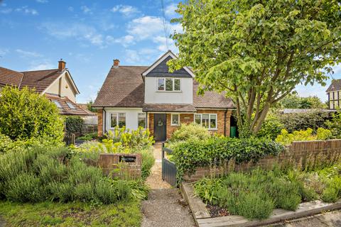 4 bedroom detached house for sale, Main Road, Howe Street, Chelmsford, Essex