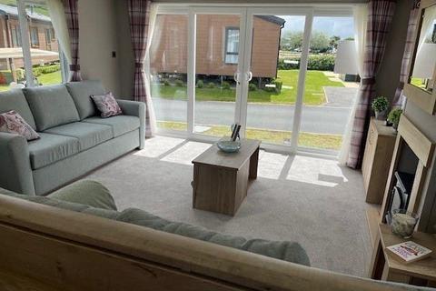 2 bedroom property for sale, Par Sands Coastal Holiday Park