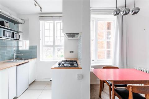 Studio to rent, Jenner House, Bloomsbury, WC1N