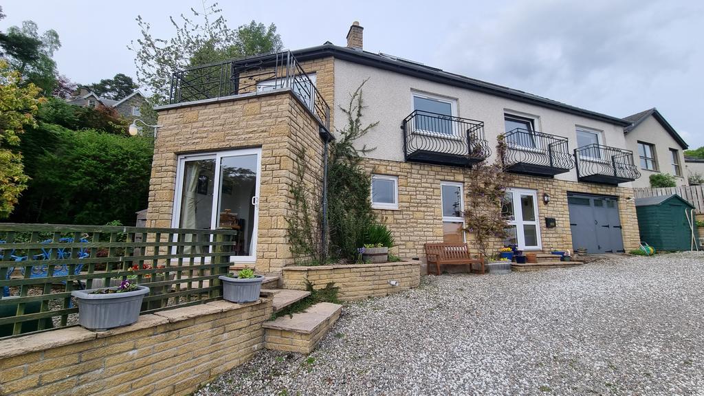 Newtonmore Road, Kingussie * CLOSING... 5 bed detached house for sale
