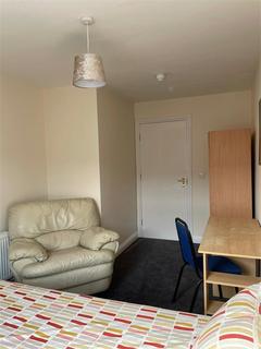 Studio to rent, Cooper Street, Roker, Sunderland, SR6