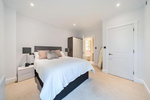 3 bedroom townhouse for sale, North End Way,  Hampstead,  NW3,  NW3