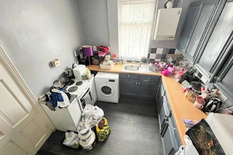 2 bedroom terraced house for sale, Urban Road, Doncaster DN4