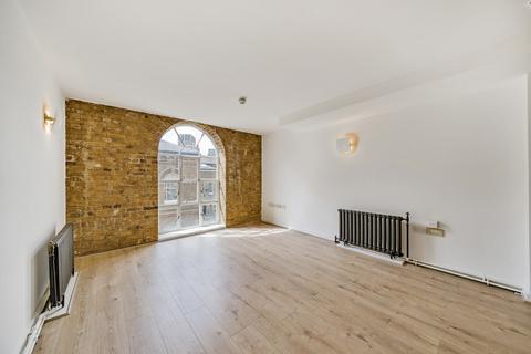 2 bedroom house for sale, Hopton Road, London