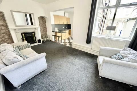 2 bedroom apartment for sale, Richmond Road, South Shields