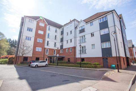 2 bedroom flat for sale, Westwood Drive, Canterbury, CT2