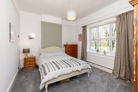 3 bedroom end of terrace house for sale, Hallfields Road, Warrington, WA2