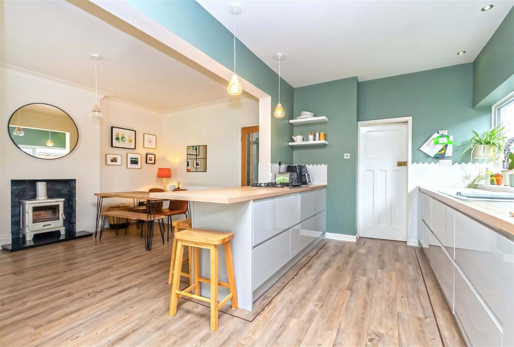 Henley Drive, Southport PR9 3 bed detached house for sale £425,000