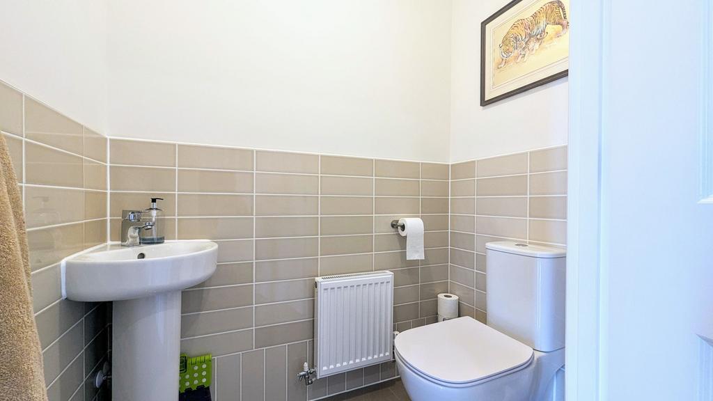 Ground Floor Wc
