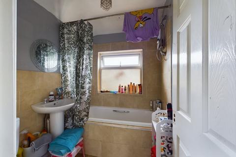 49 Eastern Avenue, Gloucester, GL4 6PE