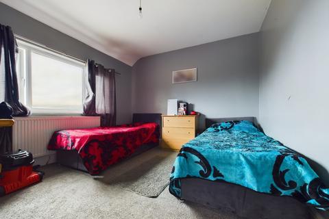 49 Eastern Avenue, Gloucester, GL4 6PE