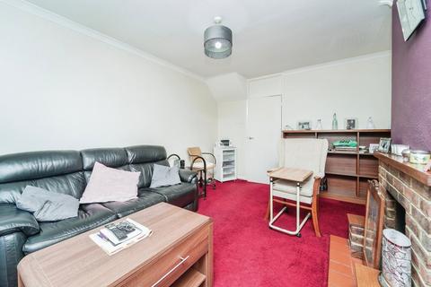 3 bedroom terraced house for sale, Savay Close, Uxbridge UB9