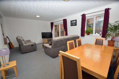 21 Ewing Way, Stewarton, Kilmarnock, KA3 5HJ