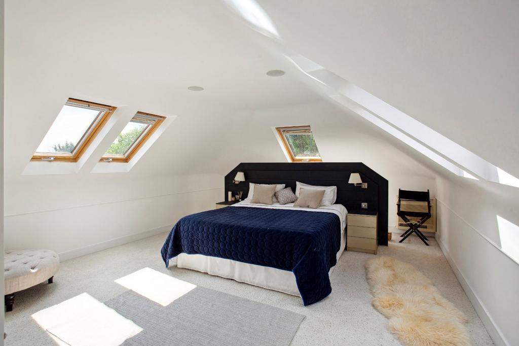 Principal Bedroom