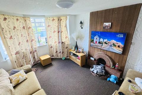 3 bedroom semi-detached house for sale, Littlegreen Road, Woodthorpe, Nottingham, Nottinghamshire, NG5 4LN
