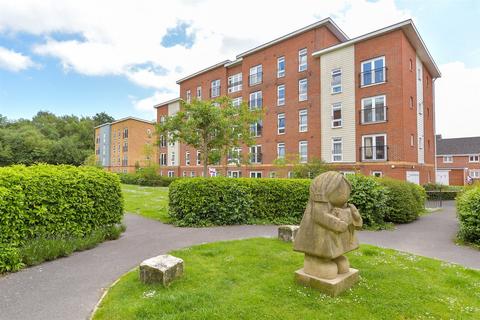 2 bedroom apartment for sale, Little Hackets, Havant, Hampshire