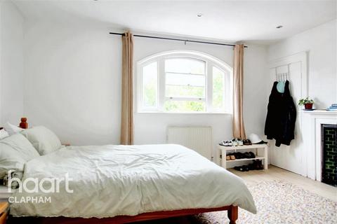 3 bedroom flat to rent, Clapham Common, SW4
