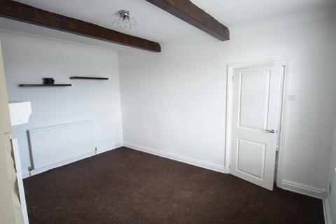2 bedroom end of terrace house to rent, Crossley Lane, Mirfield, West Yorkshire