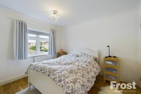 72 Trevithick Close, Feltham, TW14 9XJ