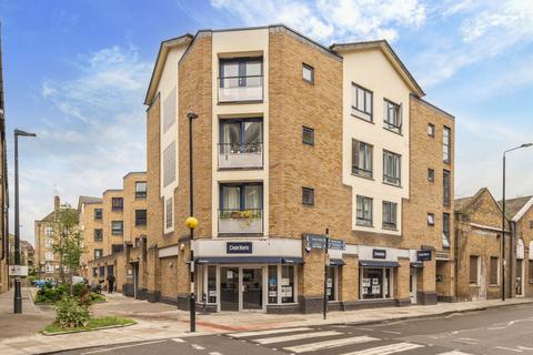 2 bedroom flat for sale, Falconet Court, 123 Wapping High Street, London