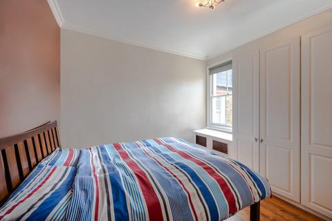 2 bedroom flat for sale, Merton Road, London