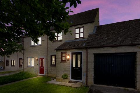 3 bedroom end of terrace house for sale, Stow Avenue, Witney, Oxfordshire, OX28