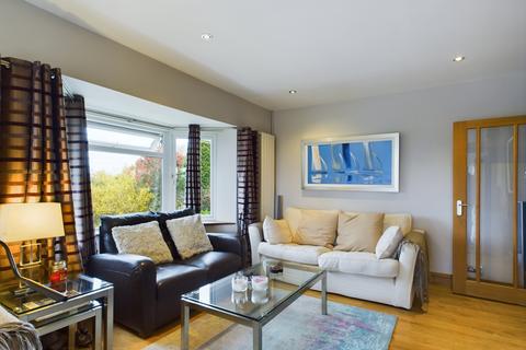 4 bedroom detached house for sale, Beech Road, Purley on Thames, RG8