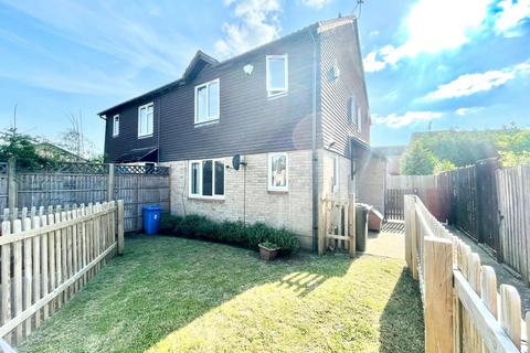 2 bedroom semi-detached house to rent, Willow Tree Glade, Calcot, Reading, Berkshire, RG31