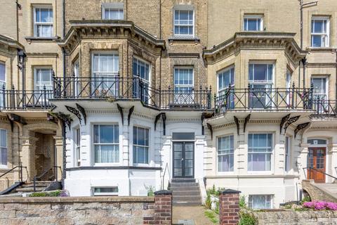 1 bedroom flat for sale, Kirkley Cliff, Lowestoft