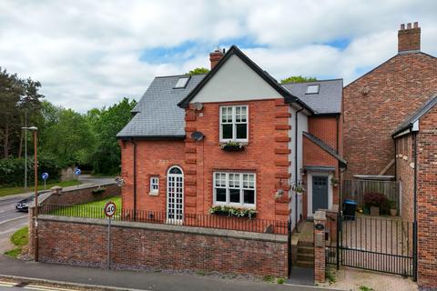 4 bedroom detached house for sale, Darlington Road, Durham, County Durham, DH1